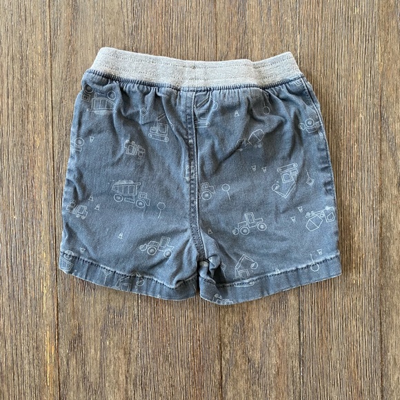 4/$20 Jumping Beans shorts - Picture 5 of 5